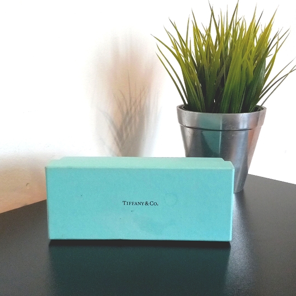 Tiffany & Co. Earrings and sunglasses box - Picture 13 of 16
